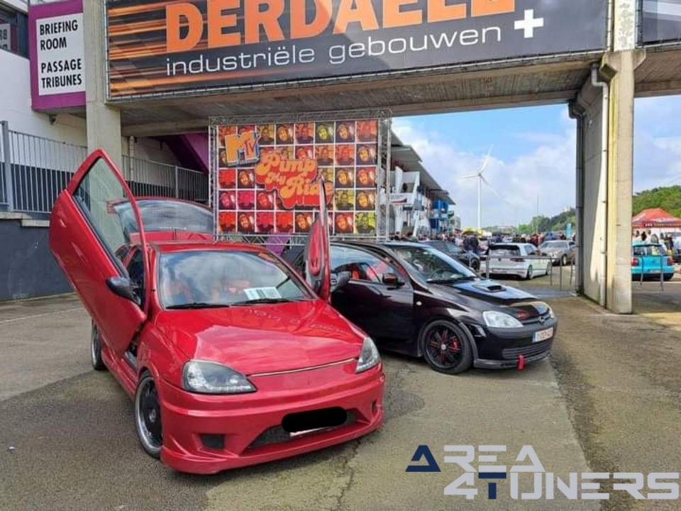 20th Race Wars Oldschool
Meeting Ford Squires Bikers
Imagen del reportaje de la revista Tuning Area4tuners.es, de la concentración de coches Tuning del año 2024 en Circuit Zolder, Bélgica