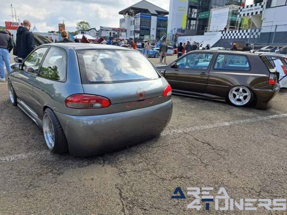 20th Race Wars Oldschool
Meeting Ford Squires Bikers
Imagen del reportaje de la revista Tuning Area4tuners.es, de la concentración de coches Tuning del año 2024 en Circuit Zolder, Bélgica