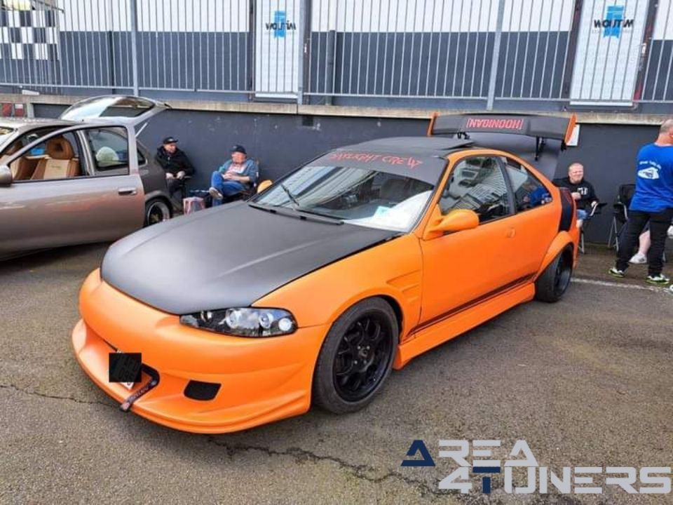 20th Race Wars Oldschool
Meeting Ford Squires Bikers
Imagen del reportaje de la revista Tuning Area4tuners.es, de la concentración de coches Tuning del año 2024 en Circuit Zolder, Bélgica