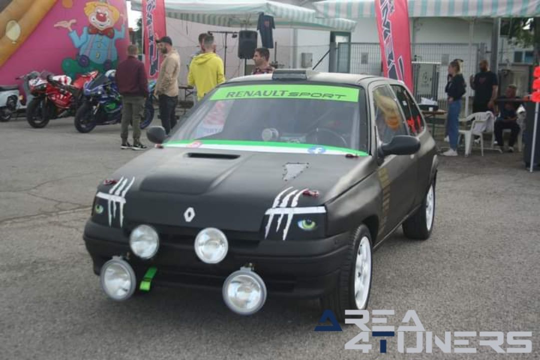 Motori Nel Cuore
Imagen del reportaje de la revista Tuning Area4tuners.es, de la concentración de coches Tuning del año 2024 en Granze, Italia