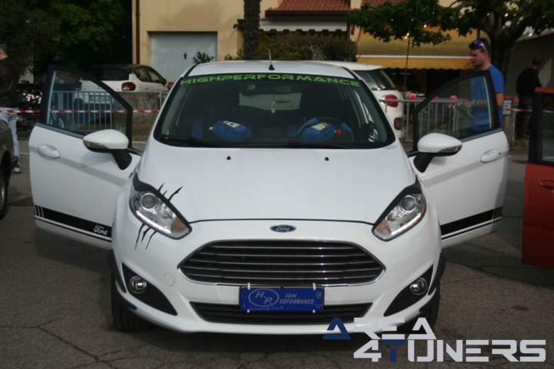 Motori Nel Cuore
Imagen del reportaje de la revista Tuning Area4tuners.es, de la concentración de coches Tuning del año 2024 en Granze, Italia