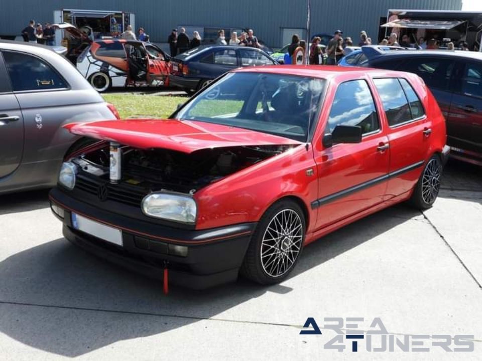 Art On Wheels 2k24
Imagen del reportaje de la revista Tuning Area4tuners.es, de la concentración de coches Tuning del año 2024 en Zeldegem, Bélgica