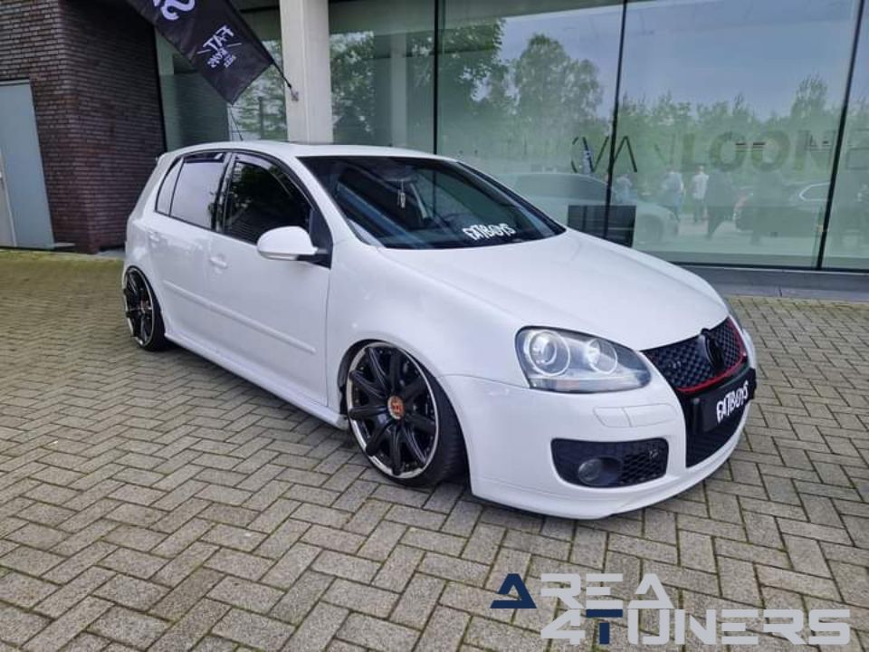 Carshow At Lentefeesten 2024
Imagen del reportaje de la revista Tuning Area4tuners.es, de la concentración de coches Tuning del año 2024 en Hoogerheide, Holanda