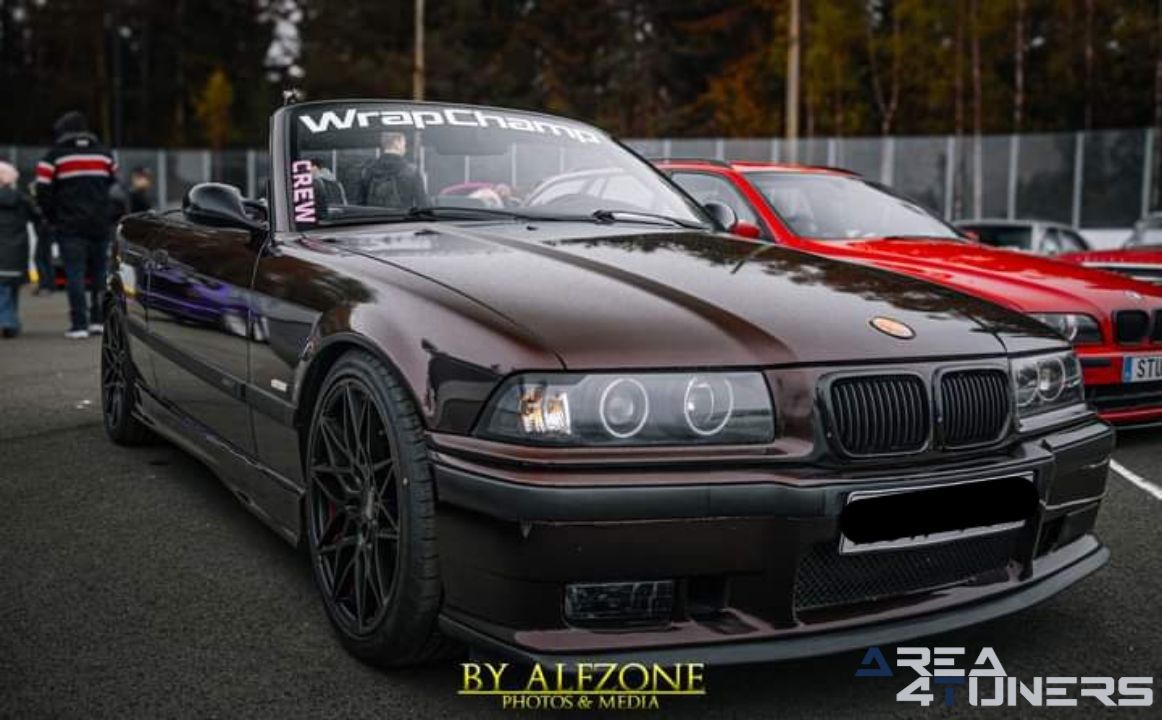 RFR Träffen 2024
Imagen del reportaje de la revista Tuning Area4tuners.es, de la concentración de coches Tuning del año 2024 en Vase, Suecia