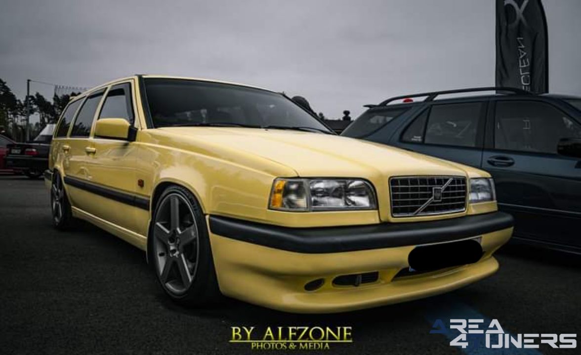 RFR Träffen 2024
Imagen del reportaje de la revista Tuning Area4tuners.es, de la concentración de coches Tuning del año 2024 en Vase, Suecia