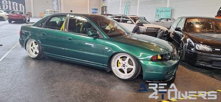 Tuning World Bodensee
Imagen del reportaje de la revista Tuning Area4tuners.es, de la concentración de coches Tuning del año 2024 en Friedrichshafen, Alemania