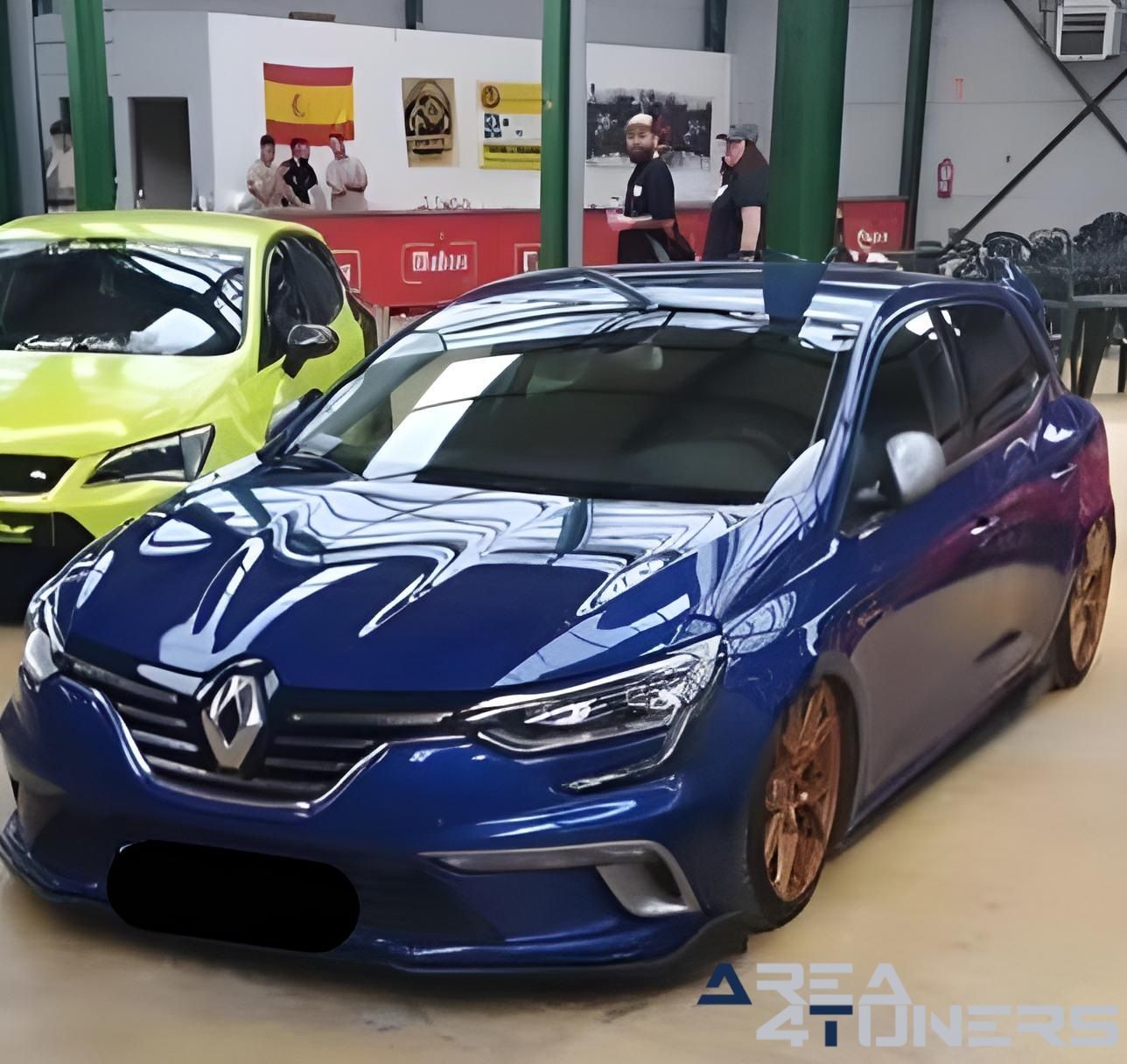 2º Cars Event Baza
Imagen del reportaje de la revista Tuning Area4tuners.es, de la concentración de coches Tuning del año 2024 en Baza, Granada, España