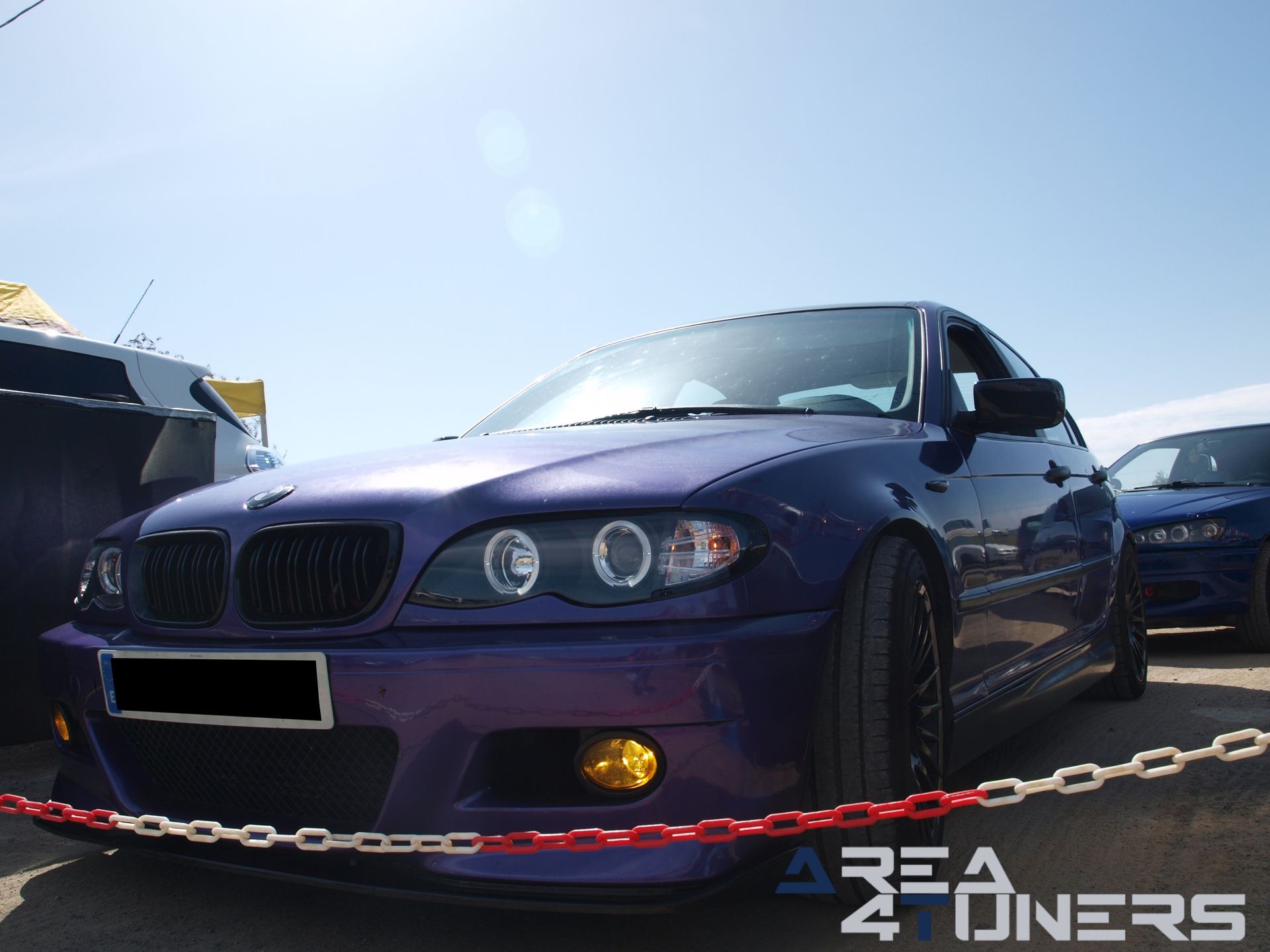 Motor Day 2a Edición
Imagen del reportaje de la revista Tuning Area4tuners.es, de la concentración de coches Tuning del año 2024 en Corral De Calatrava, Ciudad Real, España