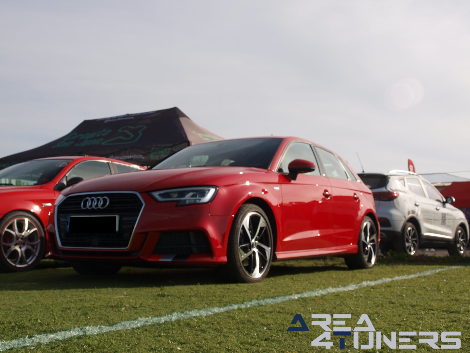 Motor Day 2a Edición
Imagen del reportaje de la revista Tuning Area4tuners.es, de la concentración de coches Tuning del año 2024 en Corral De Calatrava, Ciudad Real, España