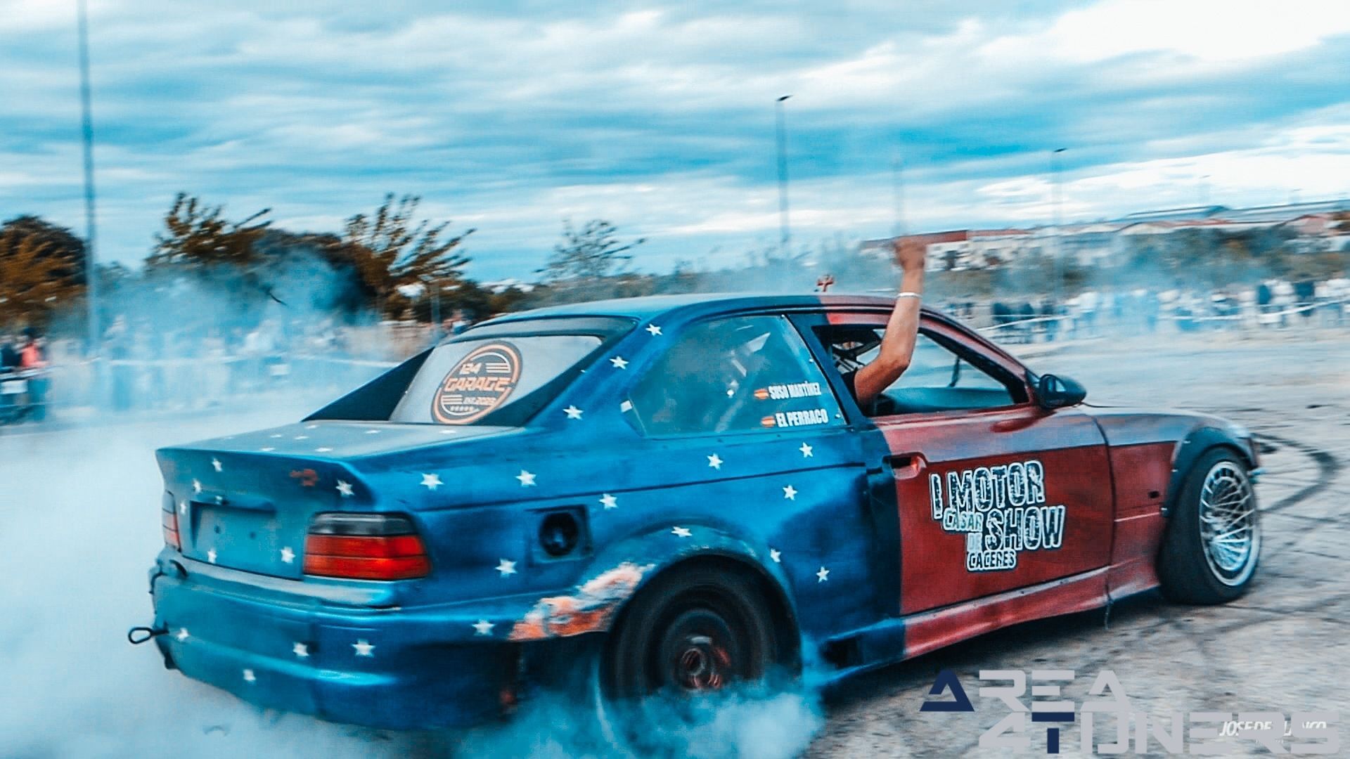 1er Motorshow Casar De Cáceres
Imagen del reportaje de la revista Tuning Area4tuners.es, de la concentración de coches Tuning del año 2024 en Casar De Cáceres, Cáceres, España