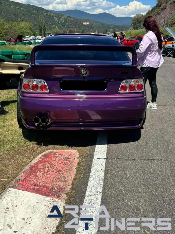 1st Meet Cars And Show Karting El Plá
Imagen del reportaje de la revista Tuning Area4tuners.es, de la concentración de coches Tuning del año 2024 en El Plá De Sant Tirs, Lérida, España