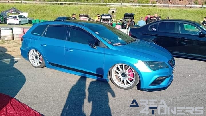 1st Meet Cars And Show Karting El Plá
Imagen del reportaje de la revista Tuning Area4tuners.es, de la concentración de coches Tuning del año 2024 en El Plá De Sant Tirs, Lérida, España