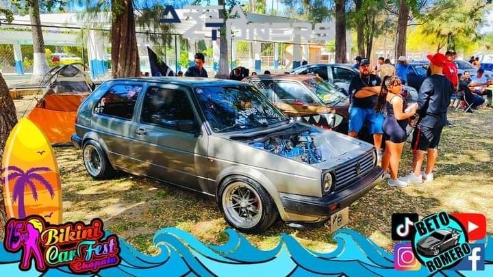 Bikini Car Fest
Imagen del reportaje de la revista Tuning Area4tuners.es, de la concentración de coches Tuning del año 2024 en Chapala, Jalisco, México