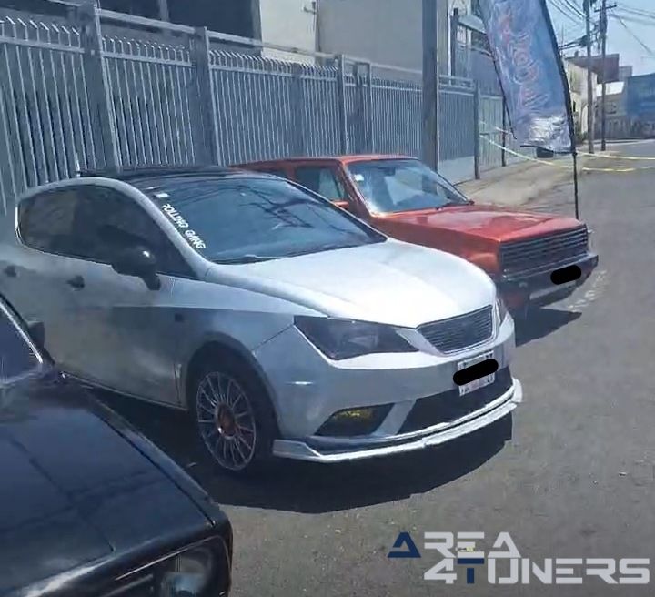 3er Juguetón La Gilette
Imagen del reportaje de la revista Tuning Area4tuners.es, de la concentración de coches Tuning del año 2024 en Naucalpan De Juarez, México