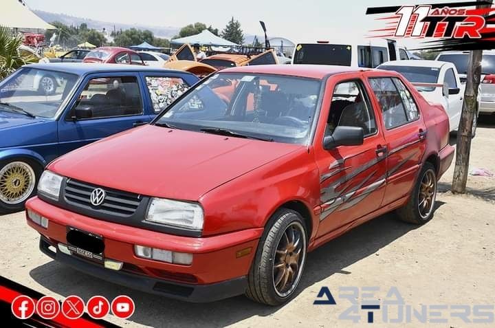 5º Aniversario Reyes Volk's
Imagen del reportaje de la revista Tuning Area4tuners.es, de la concentración de coches Tuning del año 2024 en Iztapaluca, México D.F., México