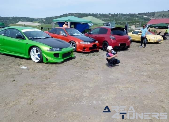 Serpituning 2k24
Imagen del reportaje de la revista Tuning Area4tuners.es, de la concentración de coches Tuning del año 2024 en Villavaquerín, Valladolid, España
