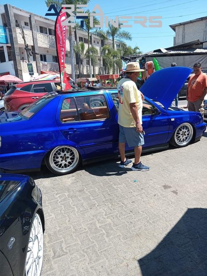 Guayafest 2024
Imagen del reportaje de la revista Tuning Area4tuners.es, de la concentración de coches Tuning del año 2024 en Tepic, Nayarit, México
