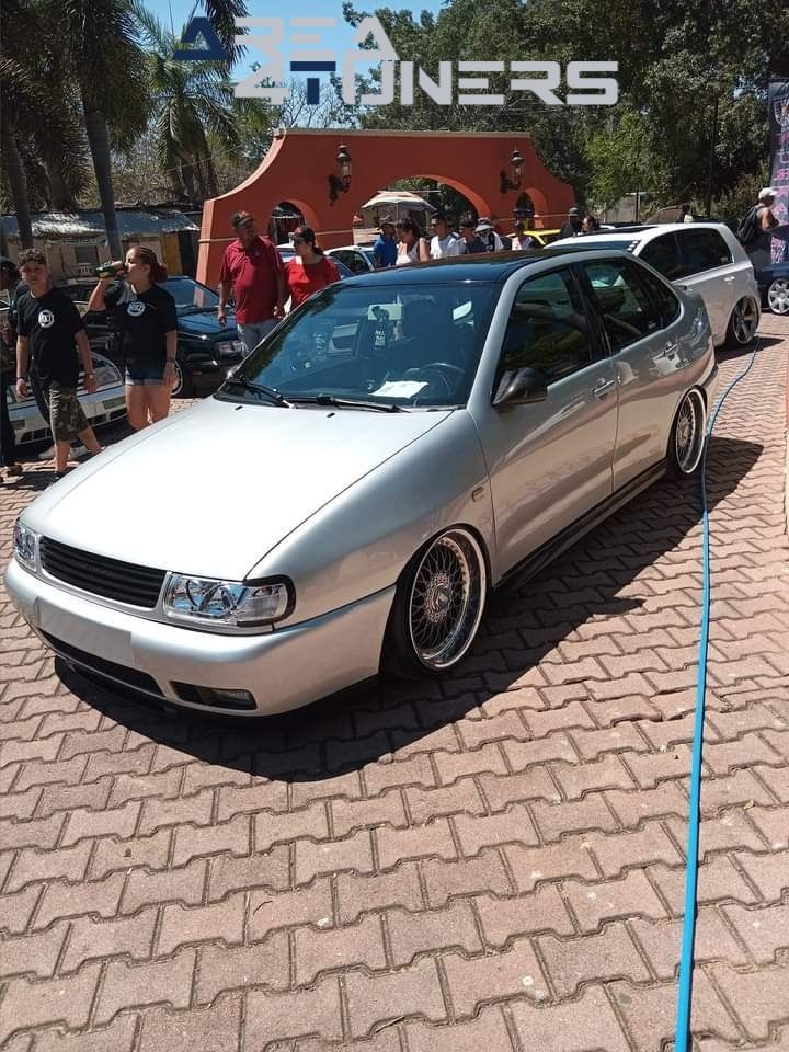 Guayafest 2024
Imagen del reportaje de la revista Tuning Area4tuners.es, de la concentración de coches Tuning del año 2024 en Tepic, Nayarit, México