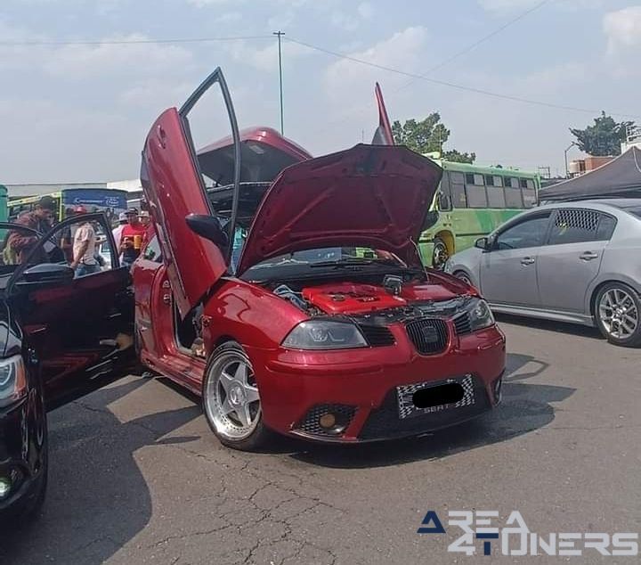 KDD Kike Fest
Imagen del reportaje de la revista Tuning Area4tuners.es, de la concentración de coches Tuning del año 2024 en México D.F.