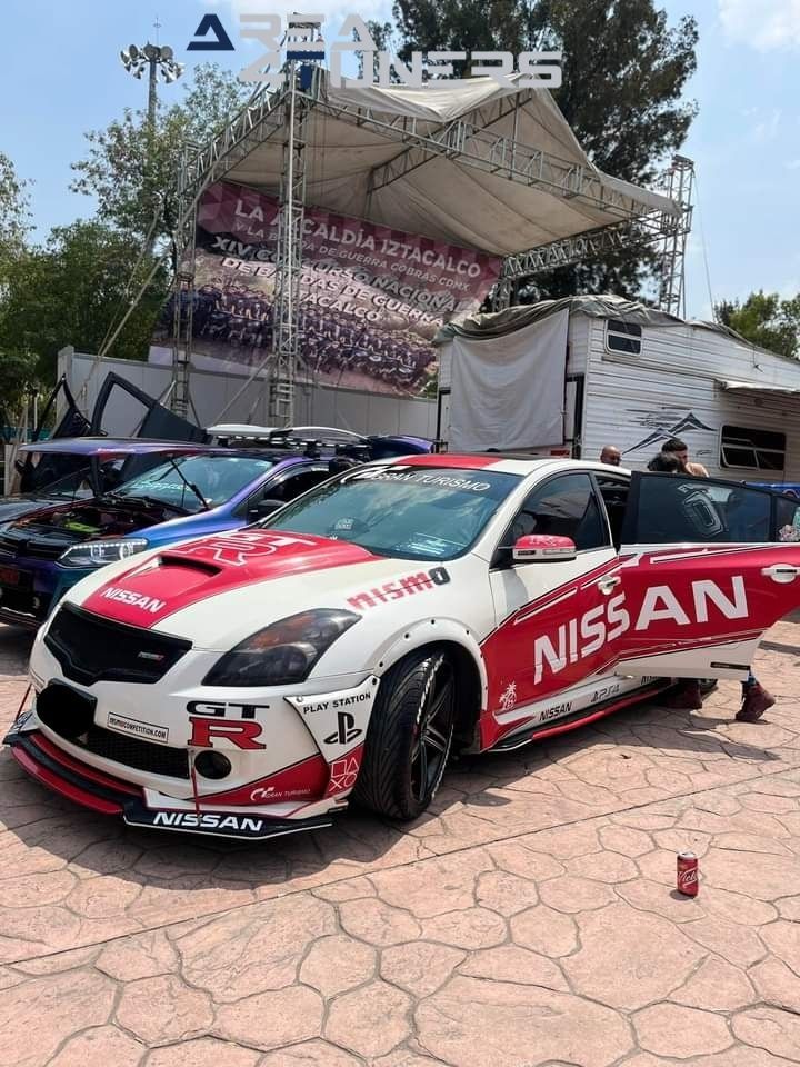 Cosplay
Imagen del reportaje de la revista Tuning Area4tuners.es, de la concentración de coches Tuning del año 2024 en Iztacalco, México