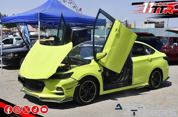 Aniversario Team Victoria
Imagen del reportaje de la revista Tuning Area4tuners.es, de la concentración de coches Tuning del año 2024 en Tepeaca, Puebla, México