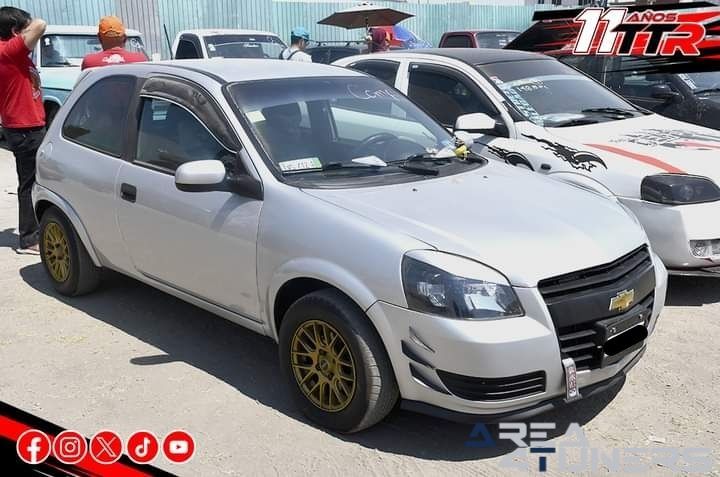 Aniversario Team Victoria
Imagen del reportaje de la revista Tuning Area4tuners.es, de la concentración de coches Tuning del año 2024 en Tepeaca, Puebla, México