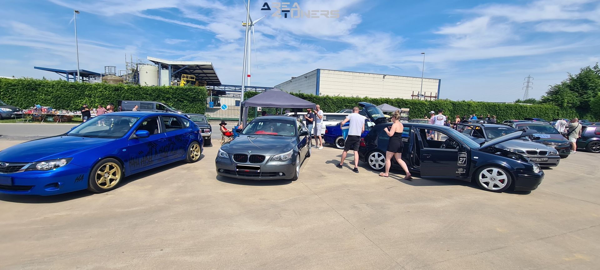 Golden Squad And Gazman
Imagen del reportaje de la revista Tuning Area4tuners.es, de la concentración de coches Tuning del año 2024 en Tournai, Bélgica
