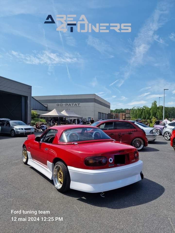 Golden Squad And Gazman
Imagen del reportaje de la revista Tuning Area4tuners.es, de la concentración de coches Tuning del año 2024 en Tournai, Bélgica