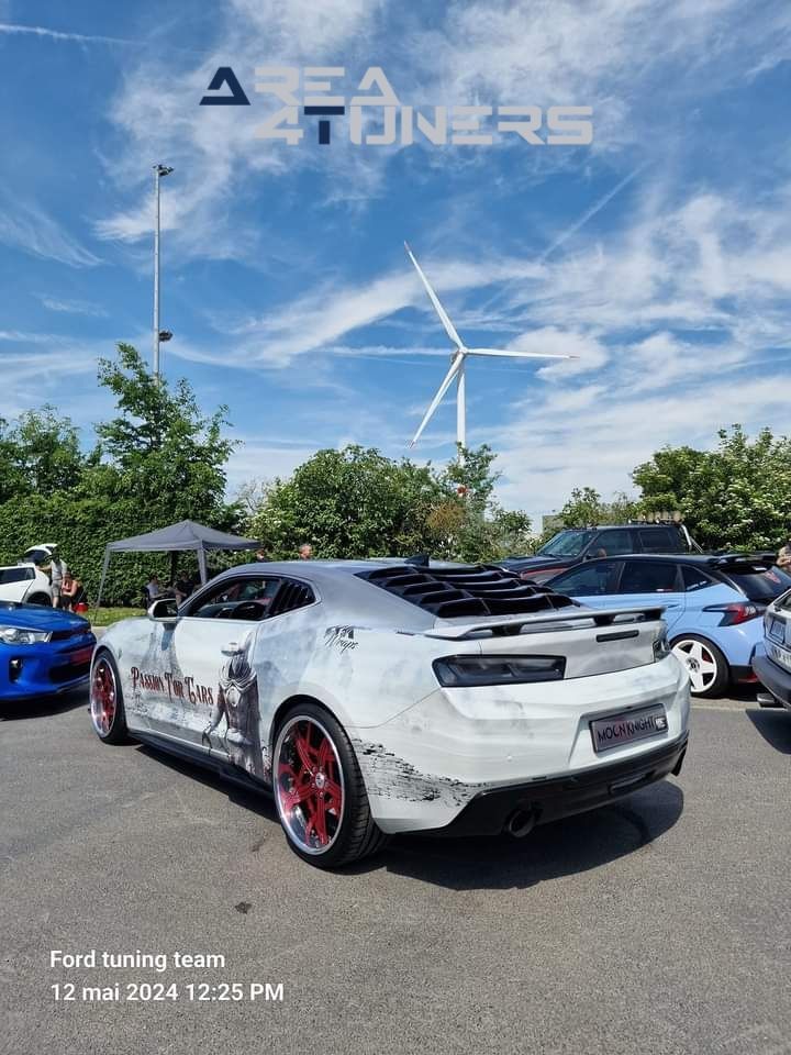 Golden Squad And Gazman
Imagen del reportaje de la revista Tuning Area4tuners.es, de la concentración de coches Tuning del año 2024 en Tournai, Bélgica