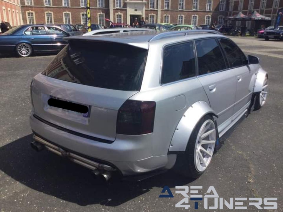 Ras.02
Imagen del reportaje de la revista Tuning Area4tuners.es, de la concentración de coches Tuning del año 2024 en Latere, Francia