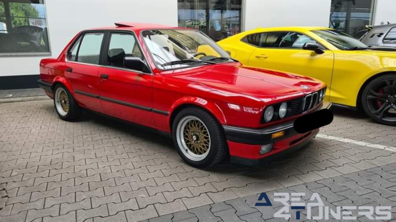 Meet Grob Umstadt
Imagen del reportaje de la revista Tuning Area4tuners.es, de la concentración de coches Tuning del año 2024 en Grob Umstadt