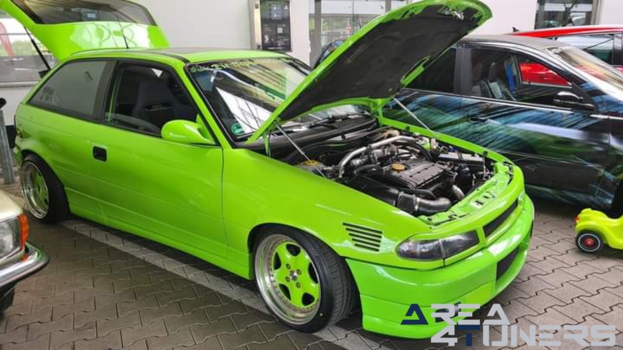 Meet Grob Umstadt
Imagen del reportaje de la revista Tuning Area4tuners.es, de la concentración de coches Tuning del año 2024 en Grob Umstadt