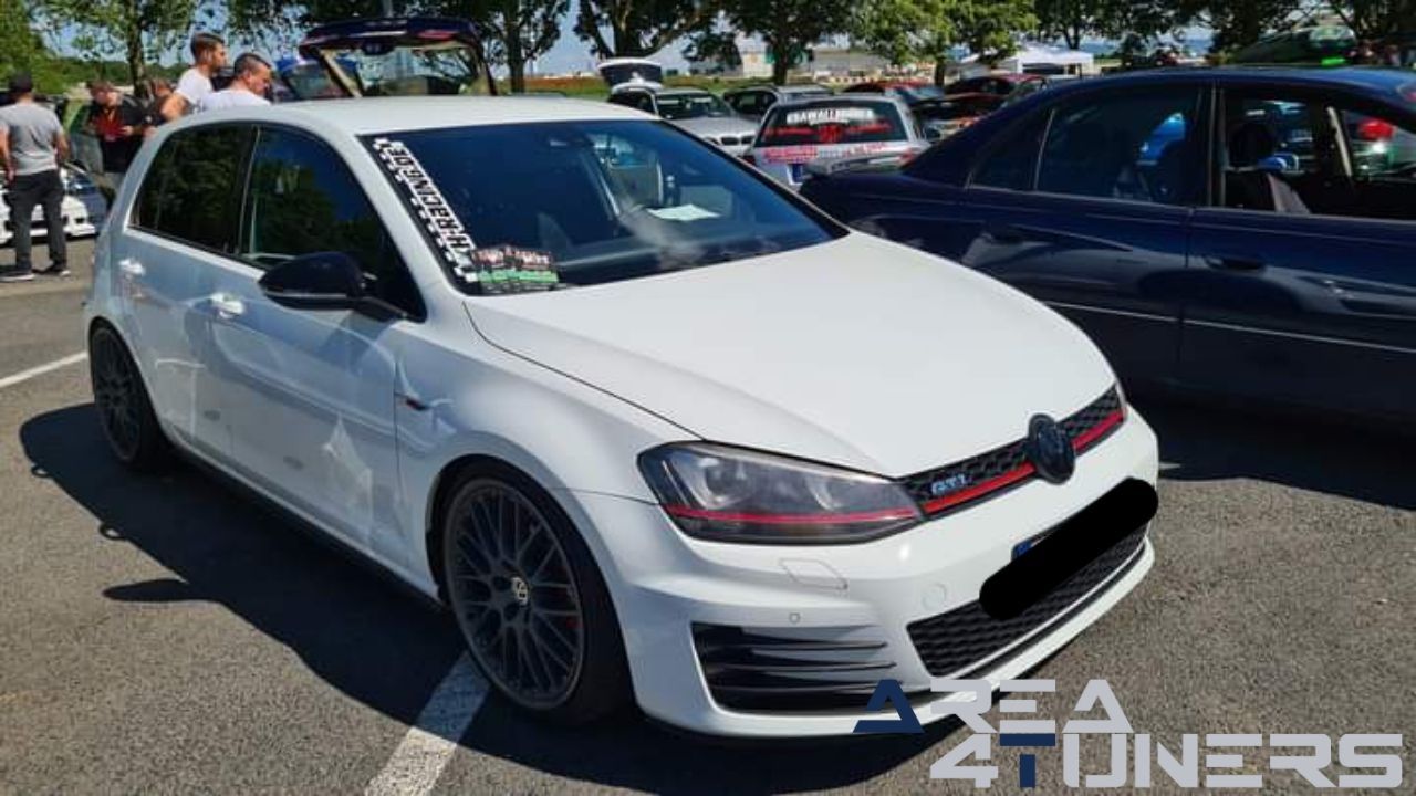 Tuning Day Gollhofen
Imagen del reportaje de la revista Tuning Area4tuners.es, de la concentración de coches Tuning del año 2024 en Gollhofen, Alemania