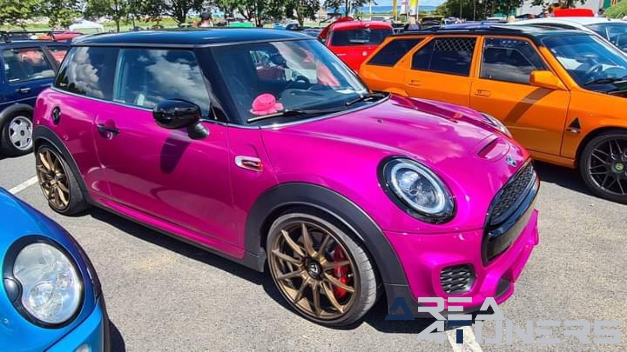 Tuning Day Gollhofen
Imagen del reportaje de la revista Tuning Area4tuners.es, de la concentración de coches Tuning del año 2024 en Gollhofen, Alemania