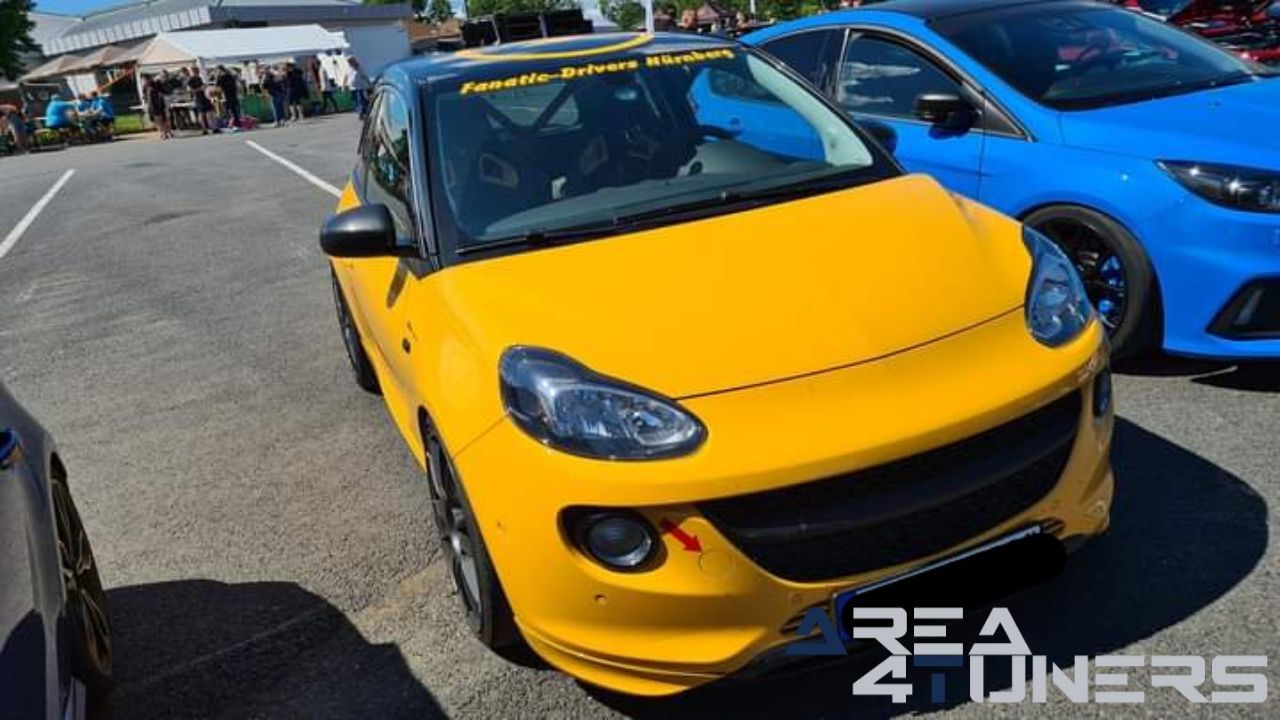 Tuning Day Gollhofen
Imagen del reportaje de la revista Tuning Area4tuners.es, de la concentración de coches Tuning del año 2024 en Gollhofen, Alemania