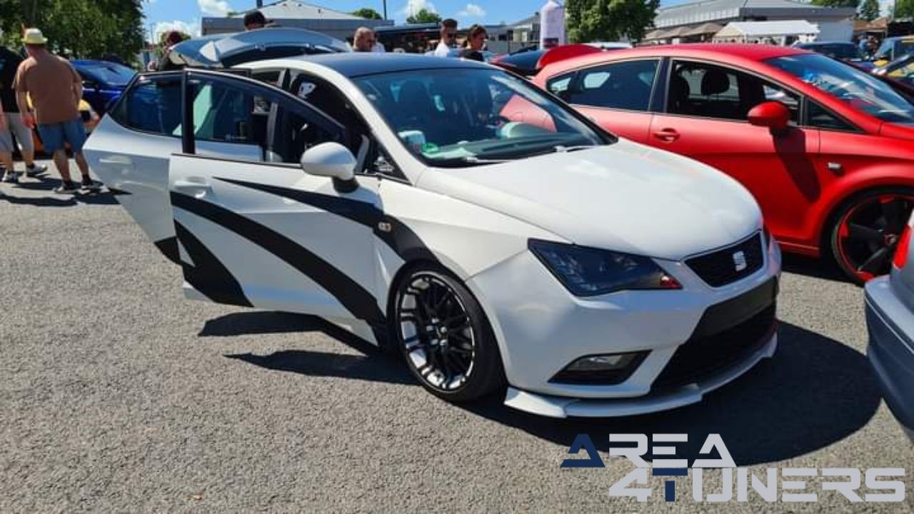 Tuning Day Gollhofen
Imagen del reportaje de la revista Tuning Area4tuners.es, de la concentración de coches Tuning del año 2024 en Gollhofen, Alemania