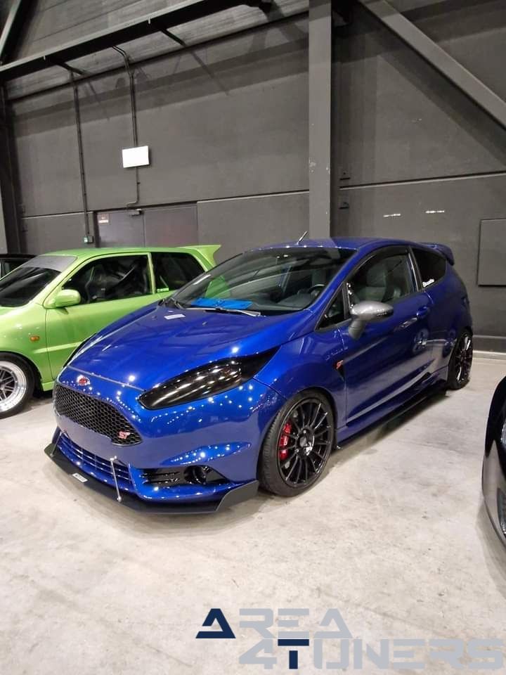 Ink And Art Convertie Die Boch
Imagen del reportaje de la revista Tuning Area4tuners.es, de la concentración de coches Tuning del año 2024 en Barbathallen, Holanda