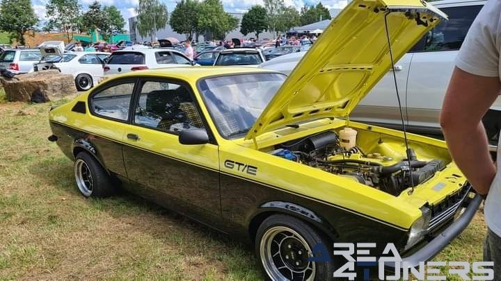 Tuning Day Gollhofen
Imagen del reportaje de la revista Tuning Area4tuners.es, de la concentración de coches Tuning del año 2024 en Gollhofen, Alemania