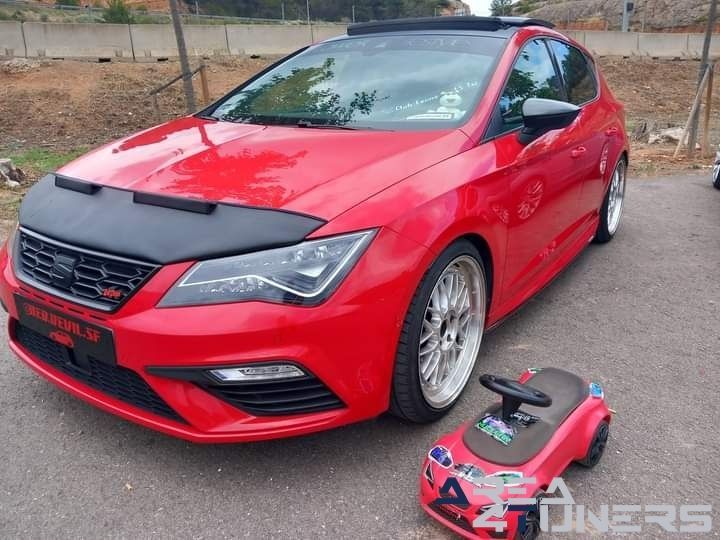 Vimbodí Motor Shoe
Imagen del reportaje de la revista Tuning Area4tuners.es, de la concentración de coches Tuning del año 2024 en Vimbodí, Tarragona, España