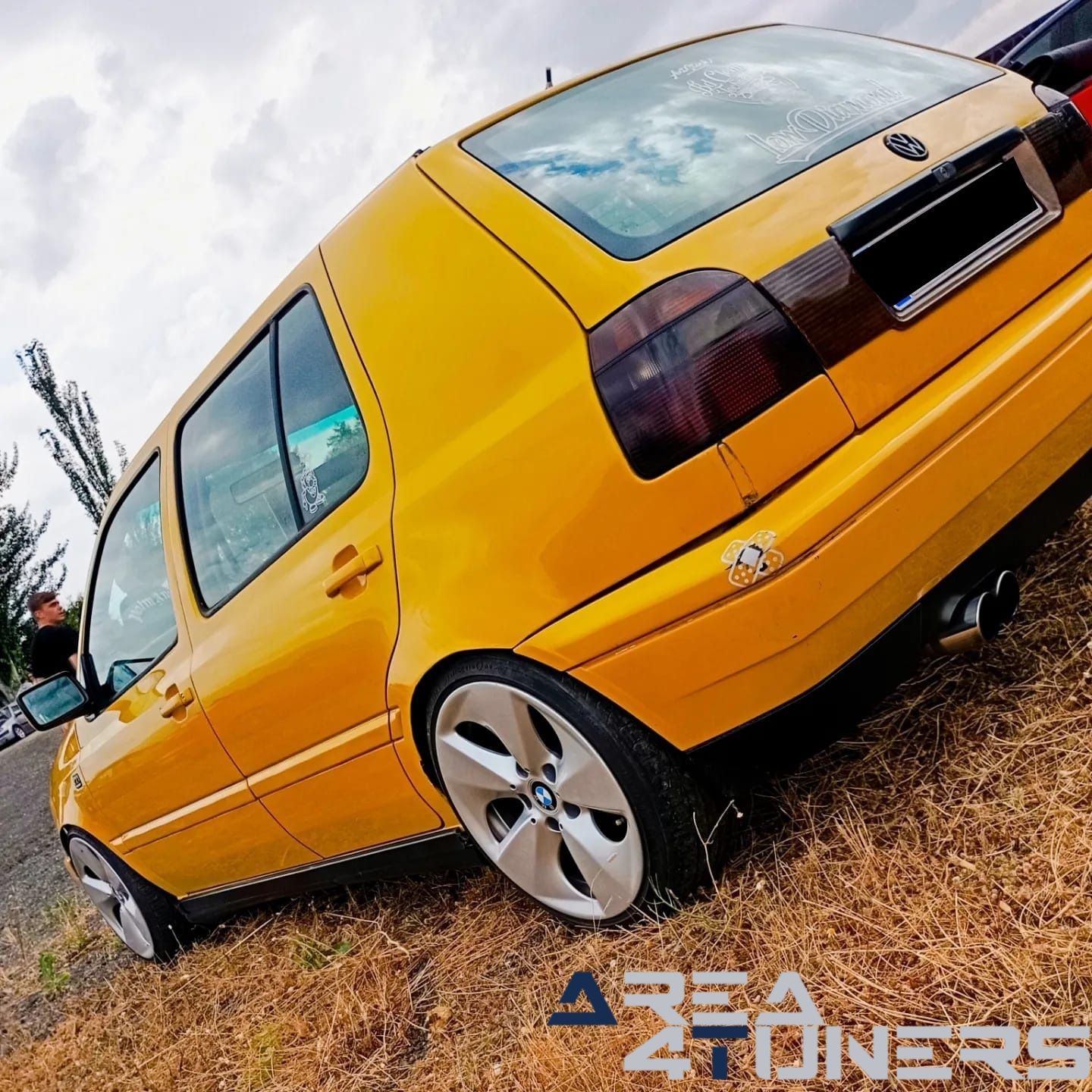 3a Expo Kdd Automovilística La Granja
Imagen del reportaje de la revista Tuning Area4tuners.es, de la concentración de coches Tuning del año 2024 en La Granja, Cáceres, España