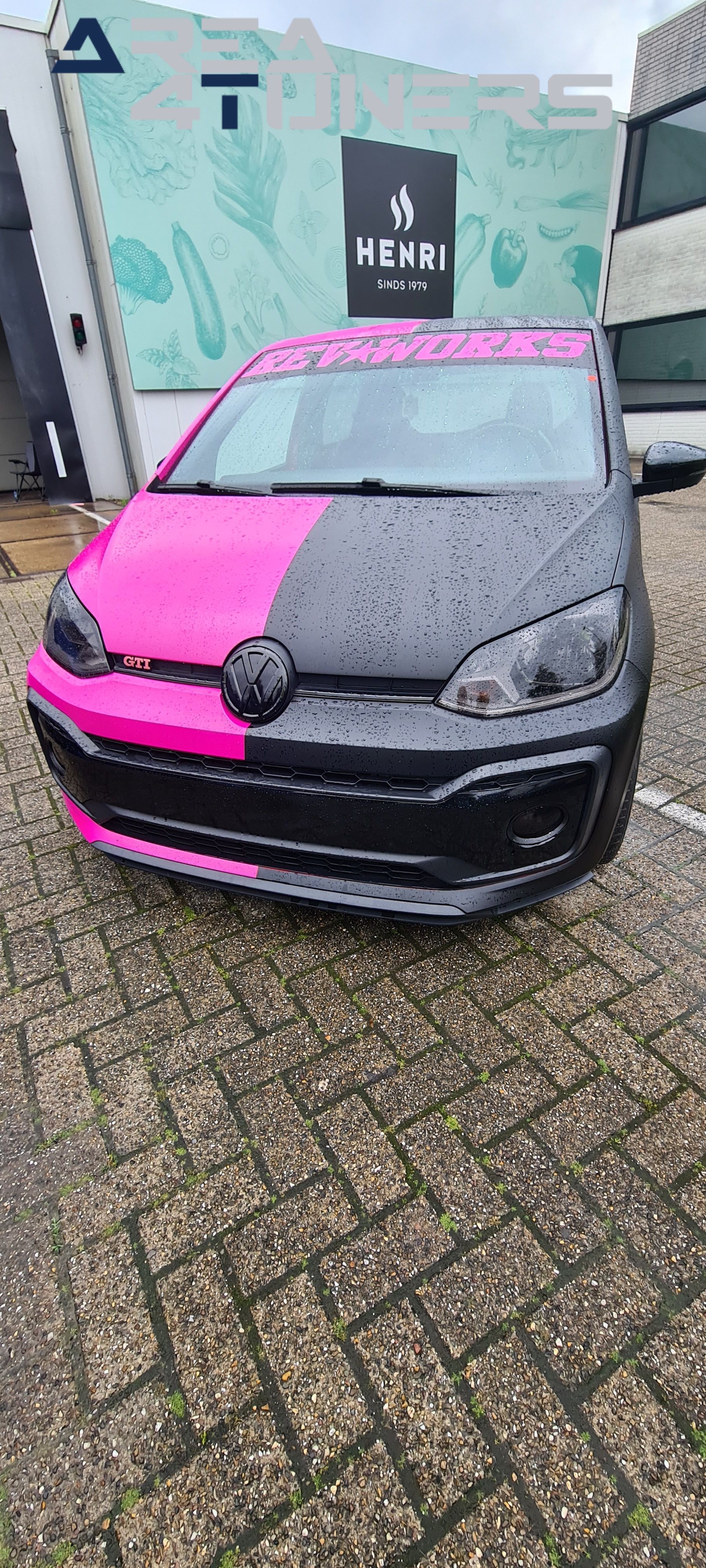 Top Tuning Meeting 2024
Imagen del reportaje de la revista Tuning Area4tuners.es, de la concentración de coches Tuning del año 2024 en Drunen, Holanda