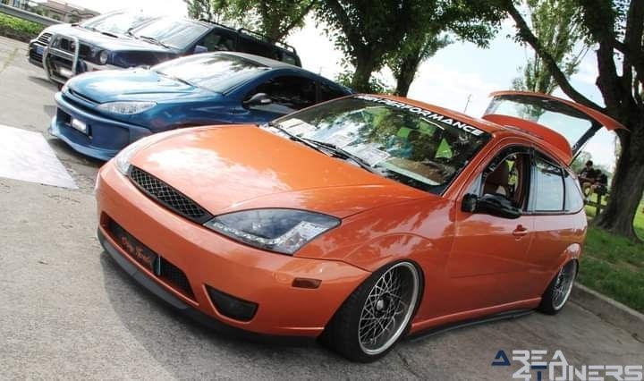 3 Estate Tuning Night Serravalle
Imagen del reportaje de la revista Tuning Area4tuners.es, de la concentración de coches Tuning del año 2024 en Serravalle, Ferrara, Italia