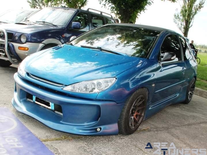 3 Estate Tuning Night Serravalle
Imagen del reportaje de la revista Tuning Area4tuners.es, de la concentración de coches Tuning del año 2024 en Serravalle, Ferrara, Italia