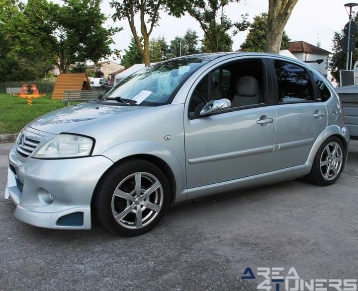 3 Estate Tuning Night Serravalle
Imagen del reportaje de la revista Tuning Area4tuners.es, de la concentración de coches Tuning del año 2024 en Serravalle, Ferrara, Italia