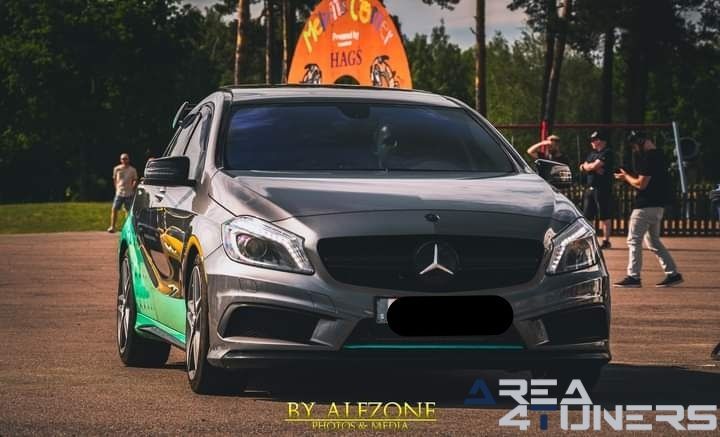 Swk's Grillkvall 2024 Insläpp
Imagen del reportaje de la revista Tuning Area4tuners.es, de la concentración de coches Tuning del año 2024 en Mantorp, Suecia