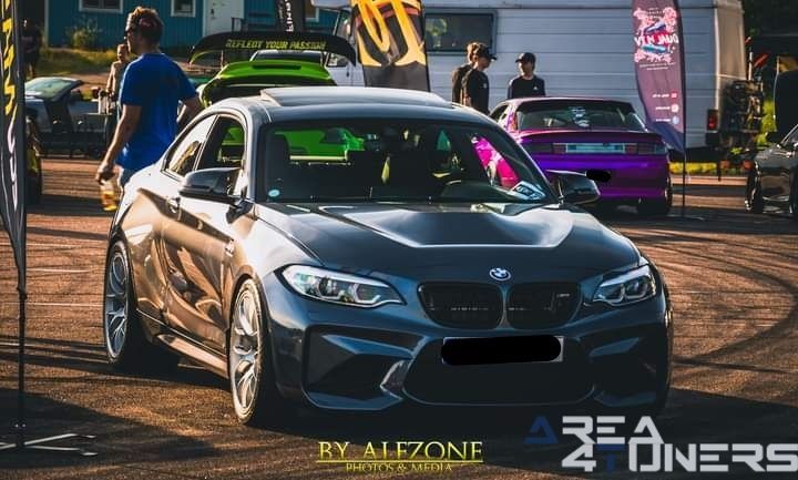 Swk's Grillkvall 2024 Insläpp
Imagen del reportaje de la revista Tuning Area4tuners.es, de la concentración de coches Tuning del año 2024 en Mantorp, Suecia