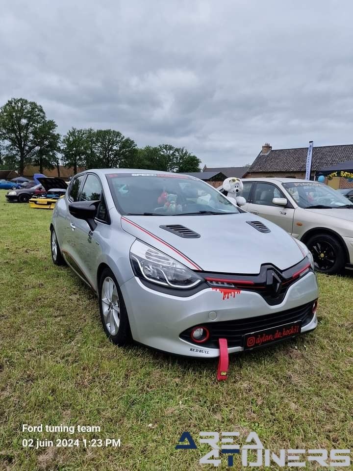 Caramel 2 Designed With Passion
Imagen del reportaje de la revista Tuning Area4tuners.es, de la concentración de coches Tuning del año 2024 en Merkplas, Bélgica.