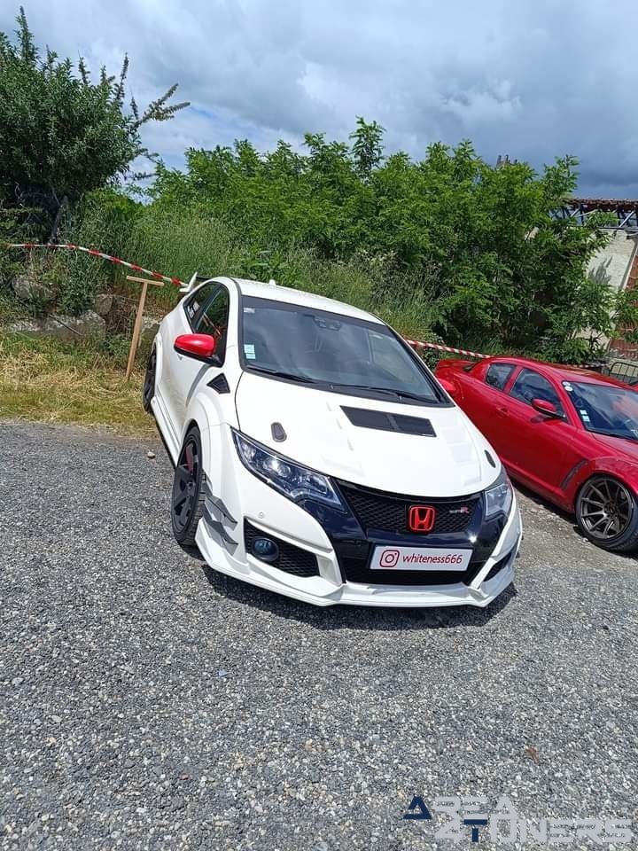 Rassemblement Adrenaline Club 2
Imagen del reportaje de la revista Tuning Area4tuners.es, de la concentración de coches Tuning del año 2024 en Labruguiere, Francia