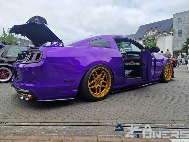 Show Your Dream The End
Imagen del reportaje de la revista Tuning Area4tuners.es, de la concentración de coches Tuning del año 2024 en Pelt, Bélgica