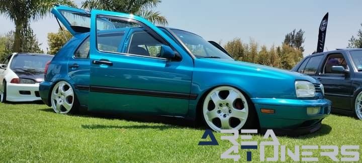 3er Euromeet
Imagen del reportaje de la revista Tuning Area4tuners.es, de la concentración de coches Tuning del año 2024 en Querétaro, México